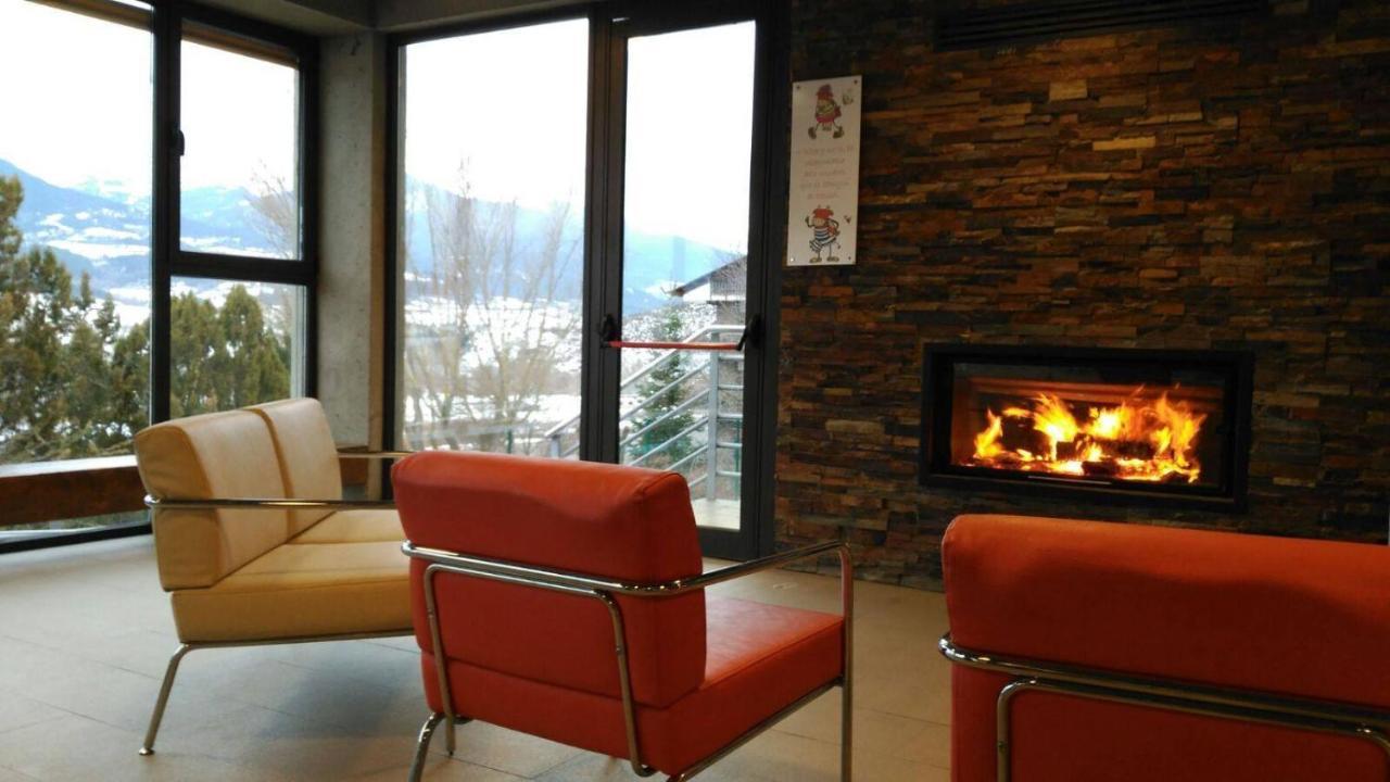 Alberg La Bruna Bellver De Cerdanya Exteriér fotografie